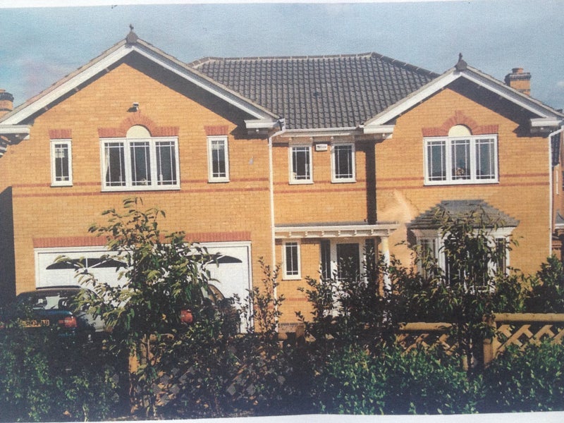 House Fairmeadows Way in Charnwood