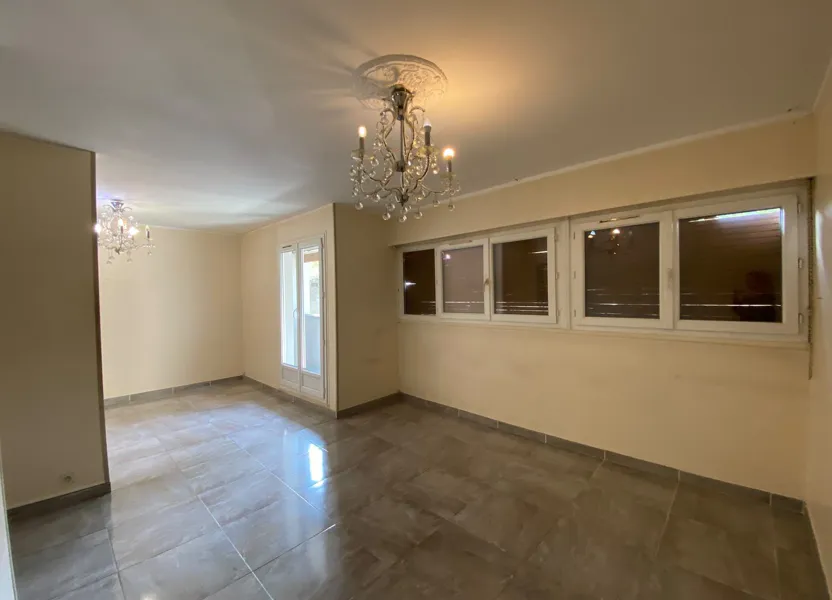 Flat Rue de Strasbourg in Saint-Denis