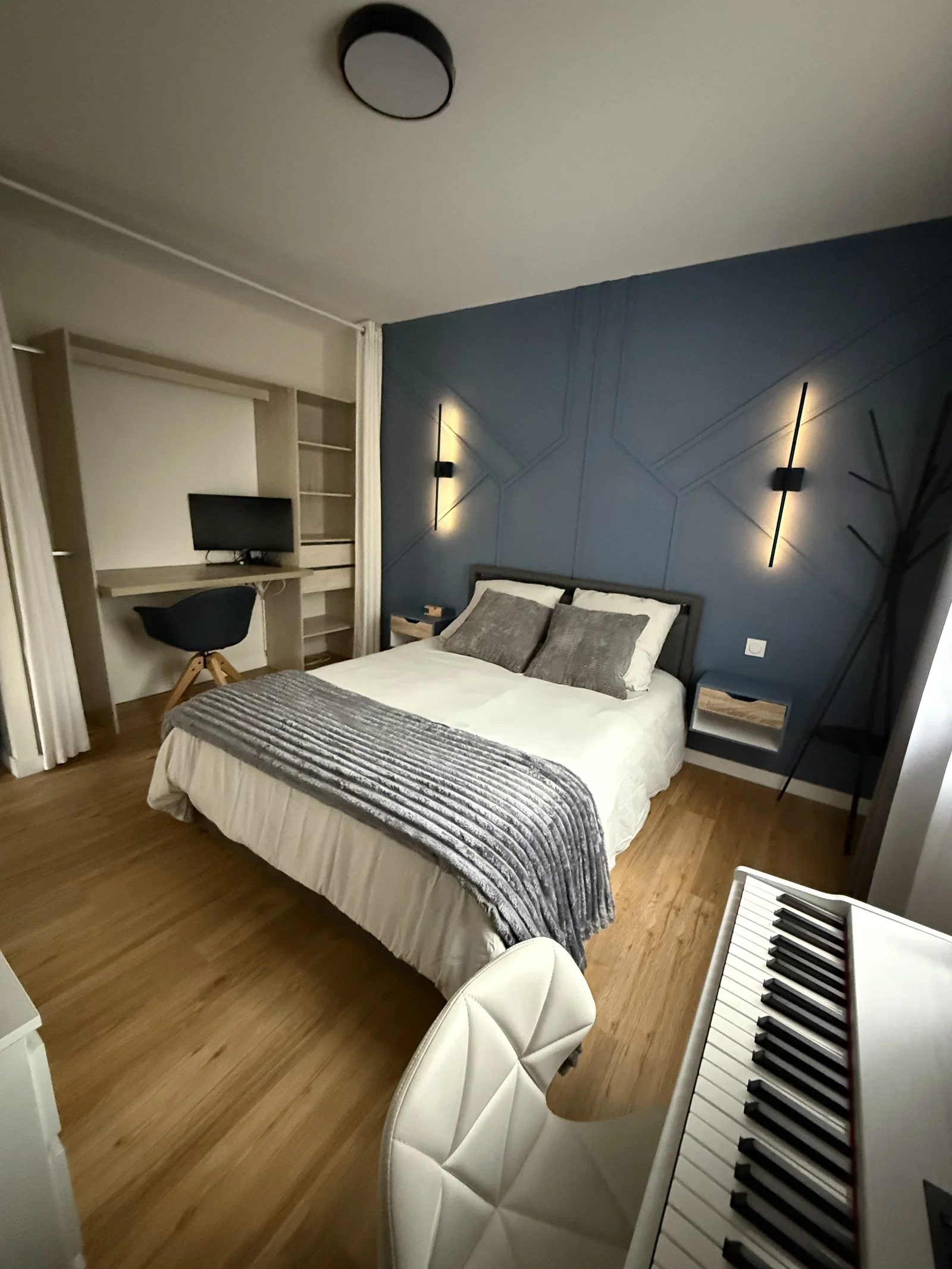 Room Rue des Écoles in Bressols