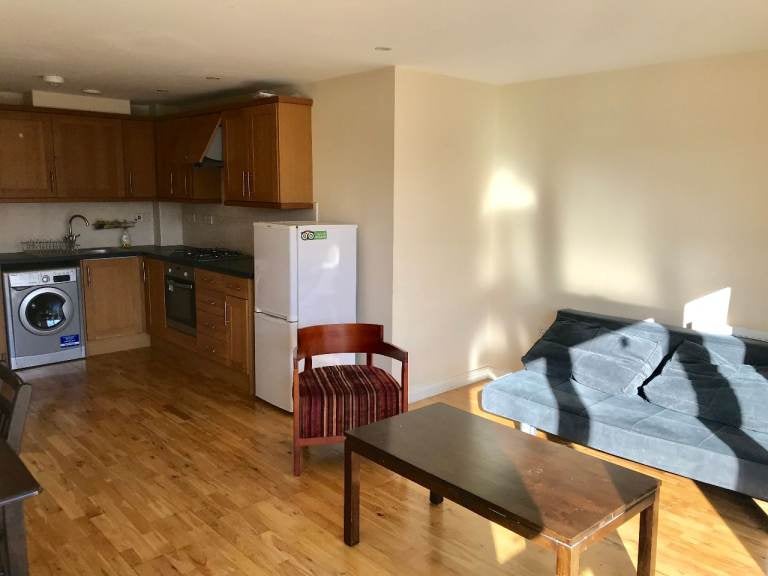 Flat Windsor Close in Greater London
