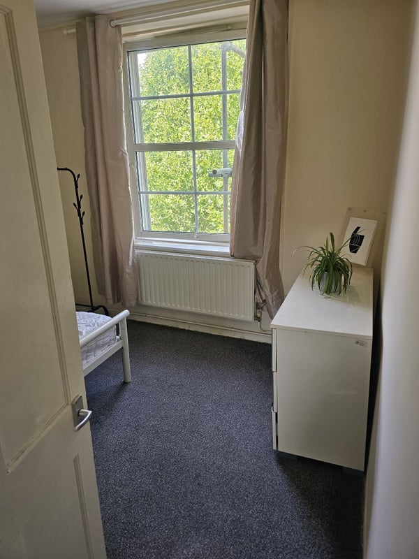 Room Kinglake Street in Greater London