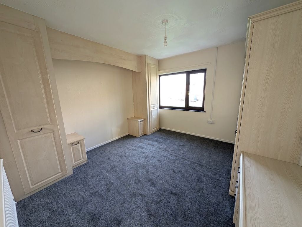 Flat Wedgewood Court in Van
