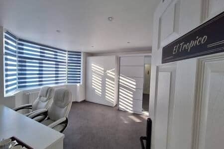 Room Euston Road in Far Cotton