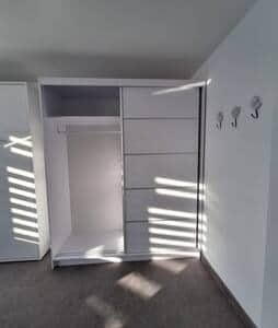 Room Euston Road in Far Cotton
