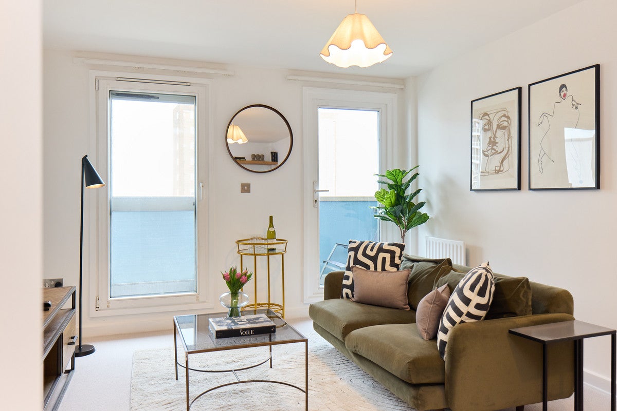 Flat Chatham Place in Greater London