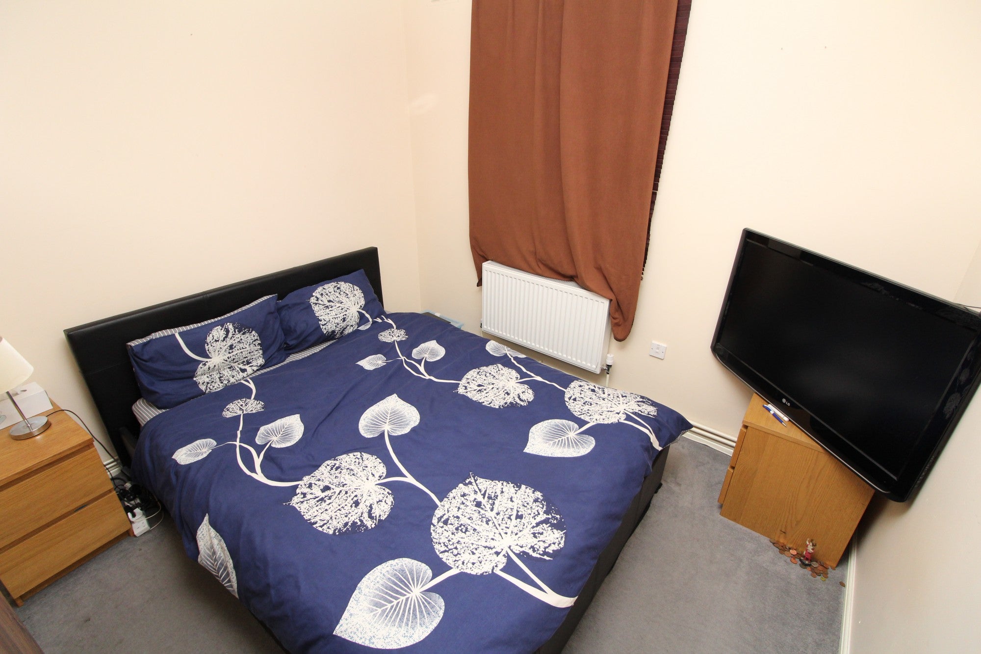 Flat London Road in Greater London