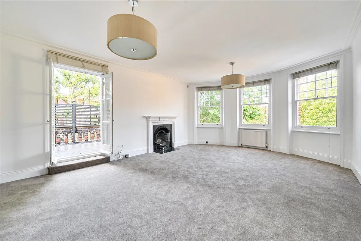 Flat Mornington Avenue in Greater London