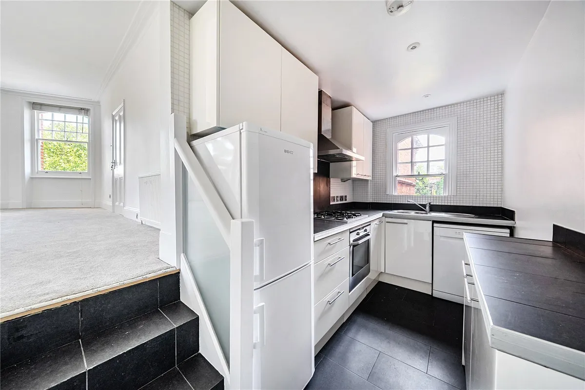 Flat Mornington Avenue in Greater London