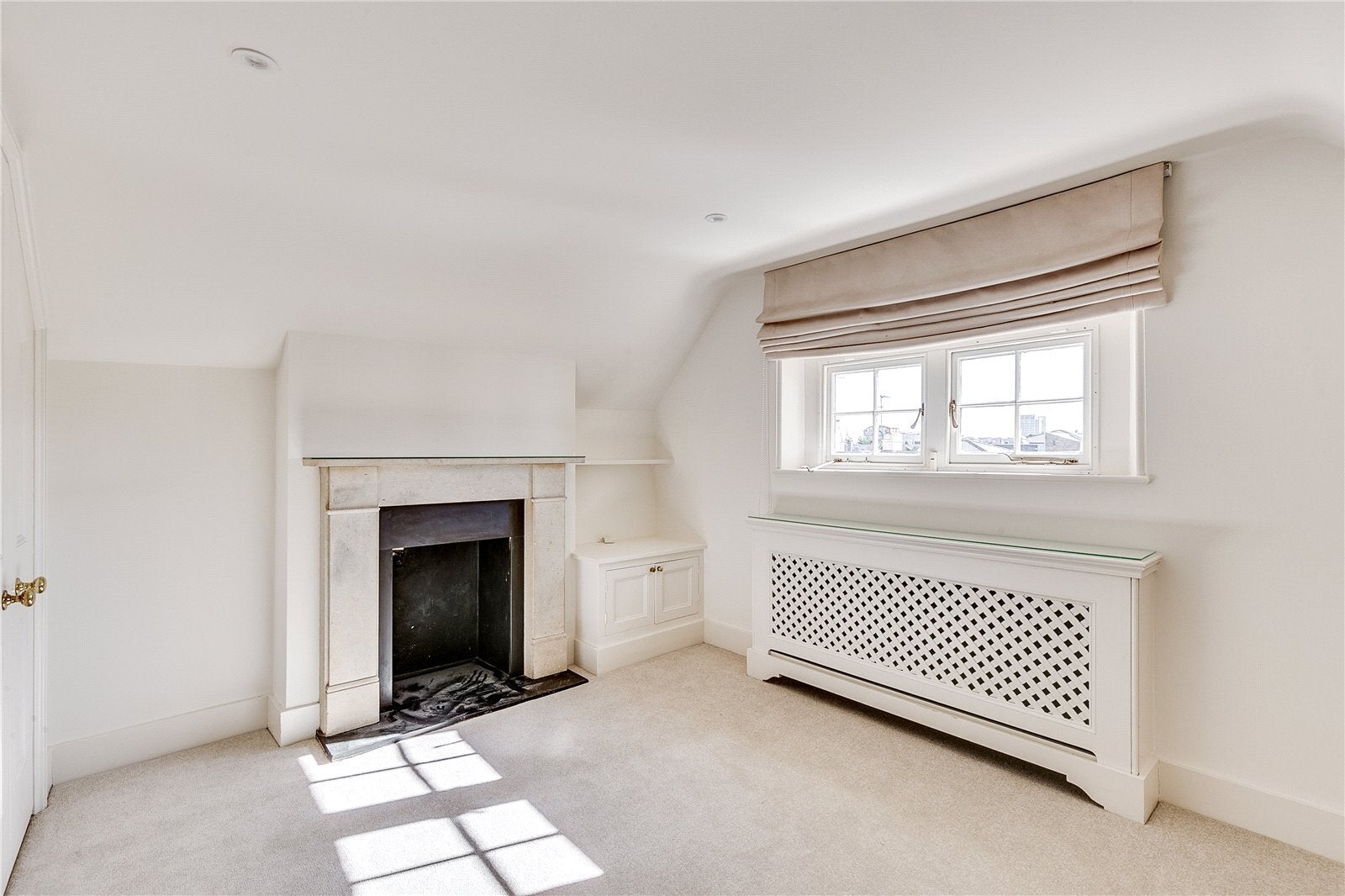 House Park Village West in Greater London