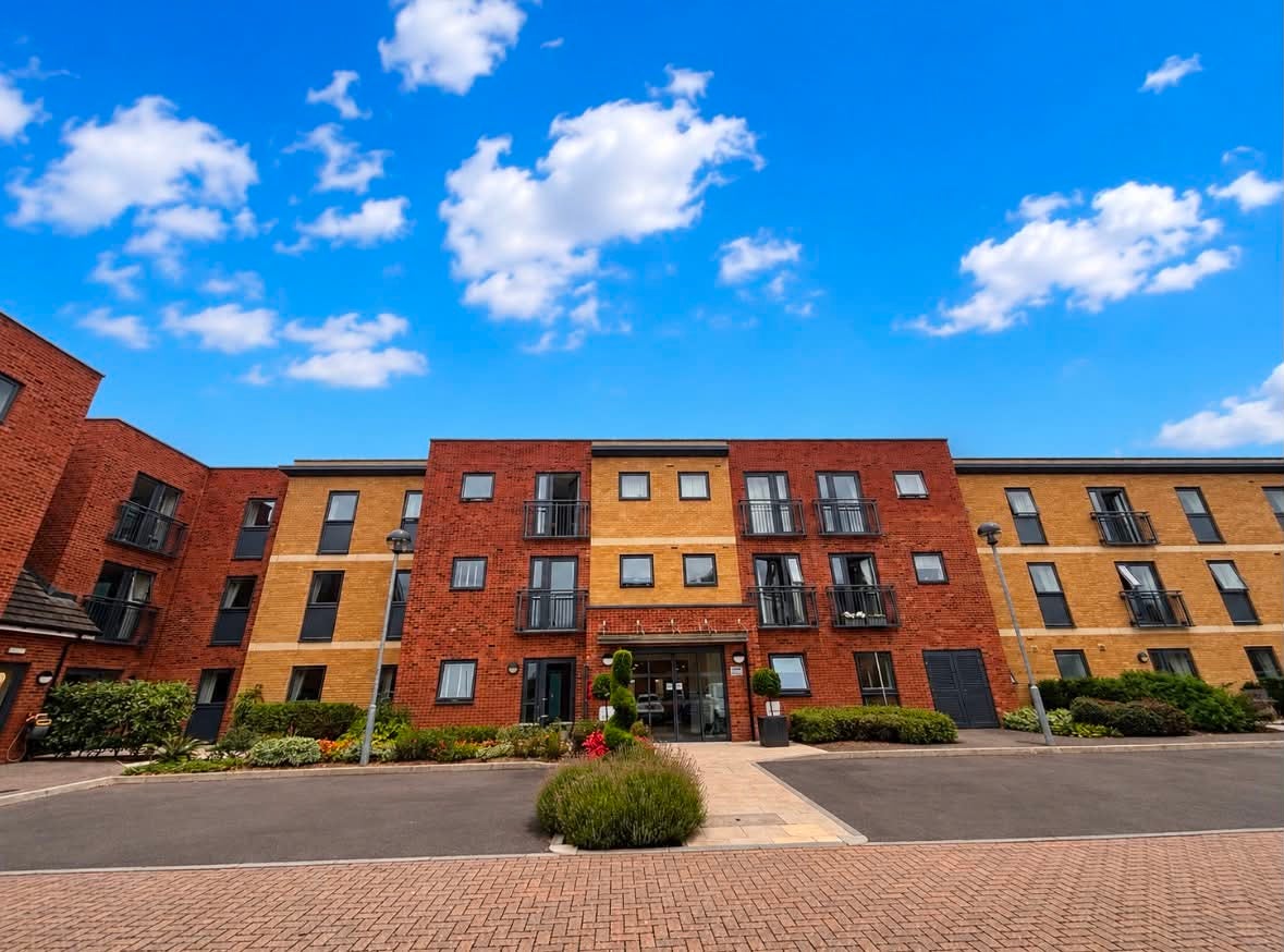Flat The Moors in Thatcham