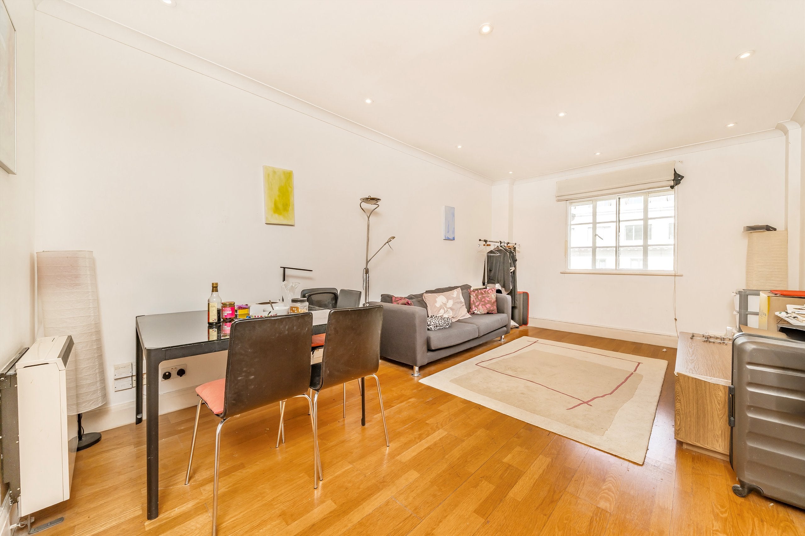 Flat York Road in Greater London