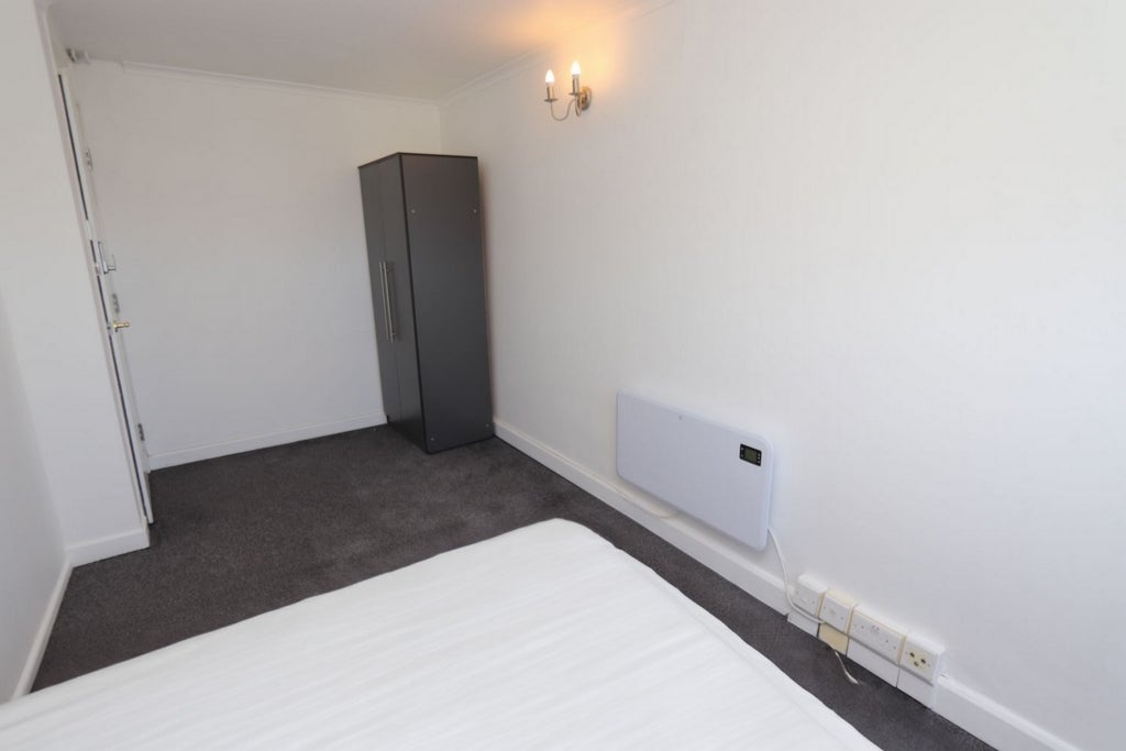 Room Globe Road in Greater London