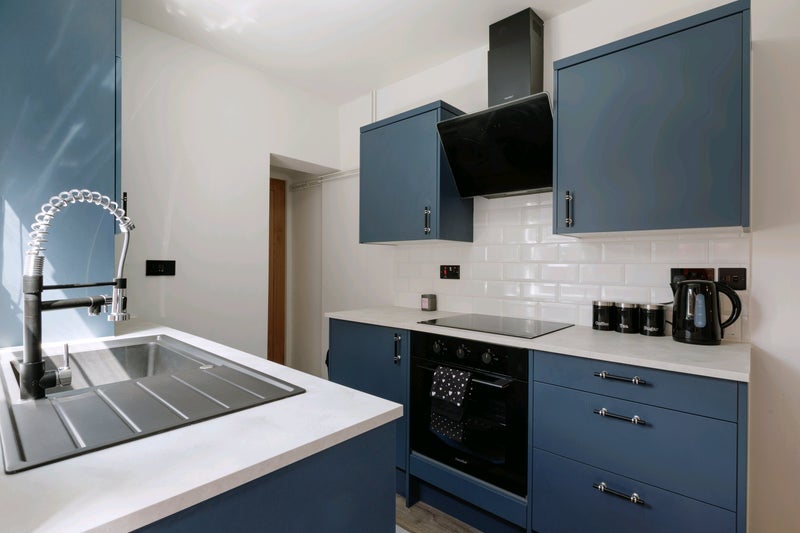 Room Surrey Road in Ipswich