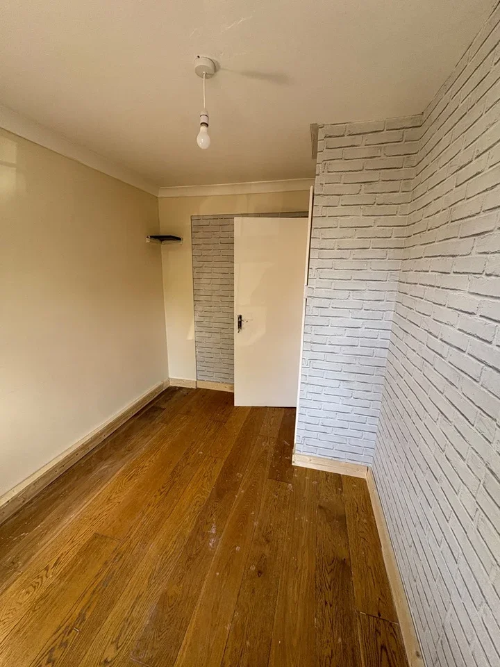 House Alpha Road in Greater London