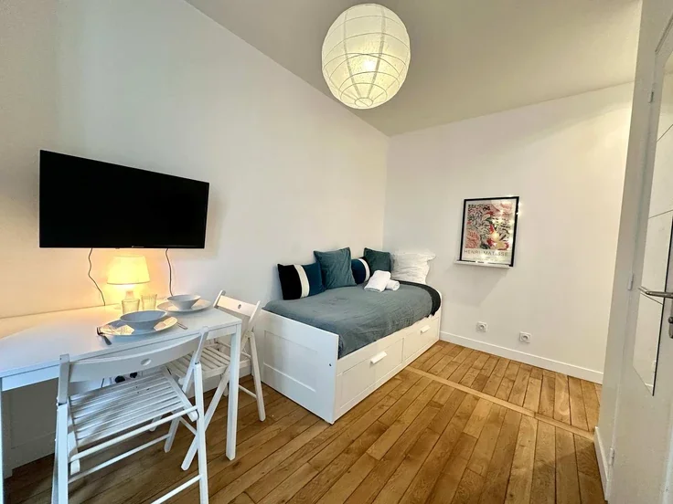 Flat Rue Olivier de Serres in Paris