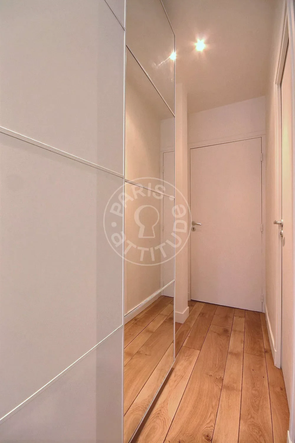 Appartement Rue Le Marois à Paris
