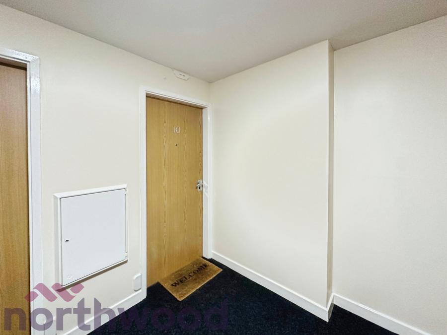 Flat Knutsford Road in Warrington