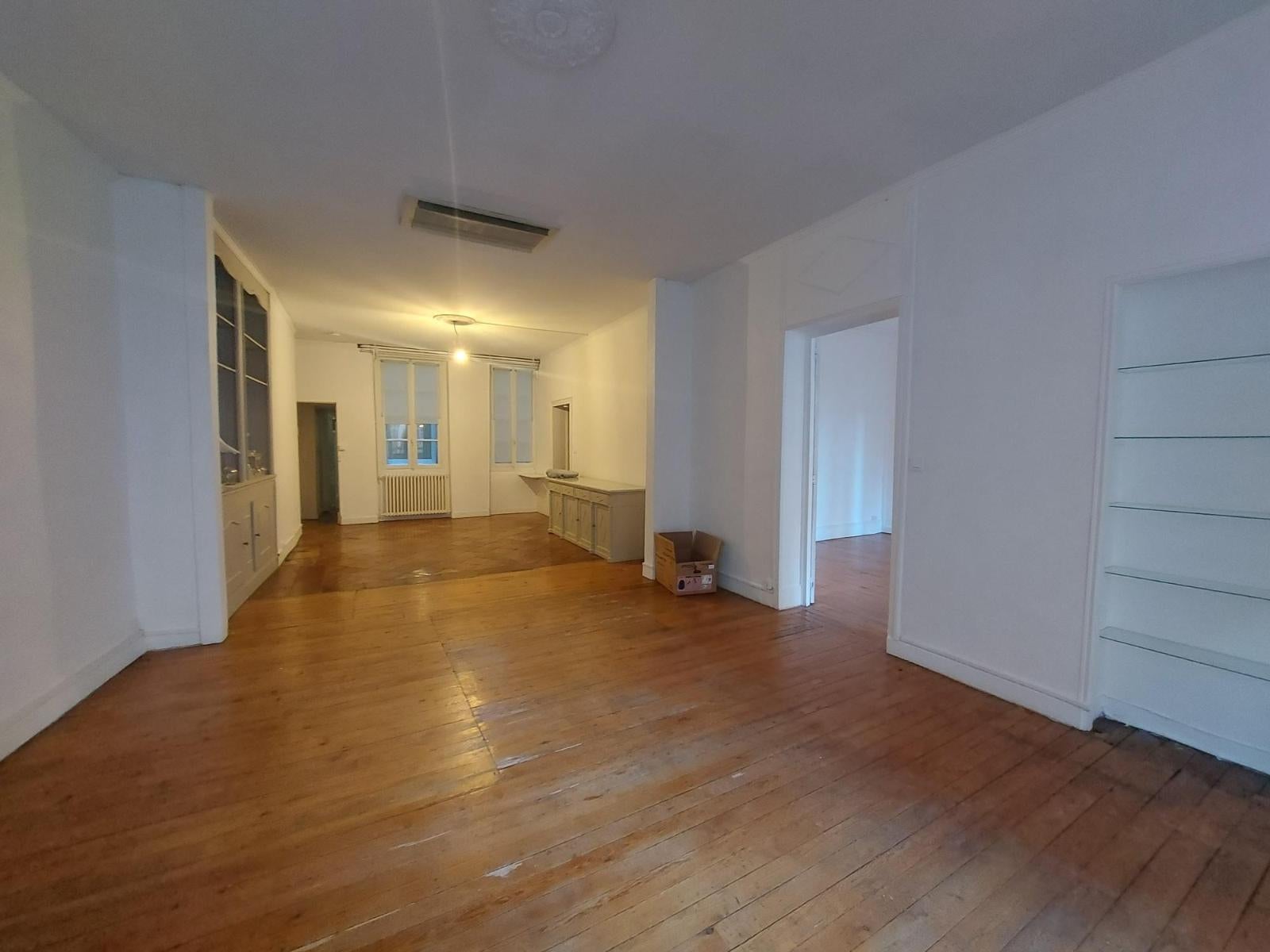 Flat Rue Saint-Antoine du T in Toulouse
