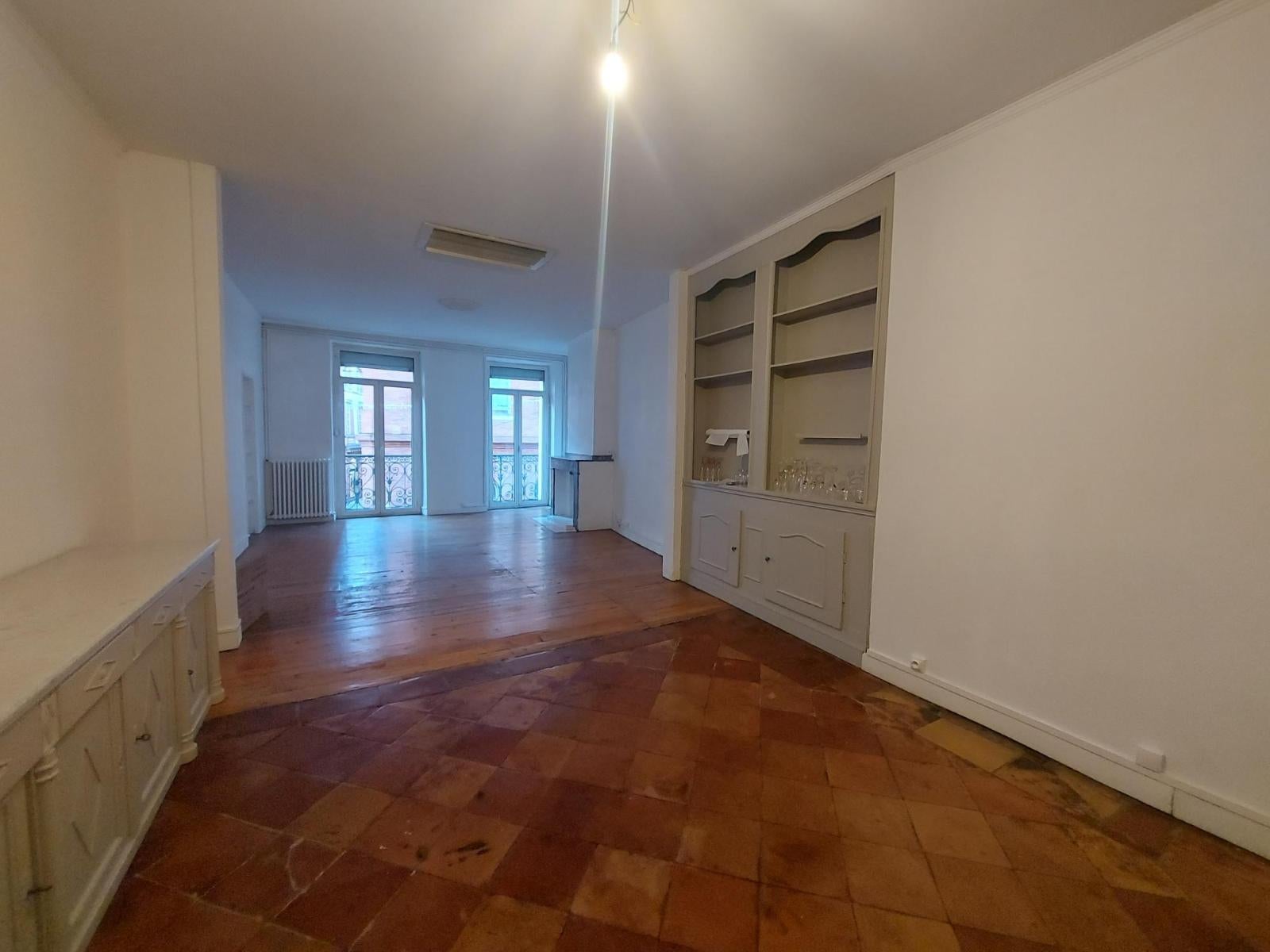 Flat Rue Saint-Antoine du T in Toulouse