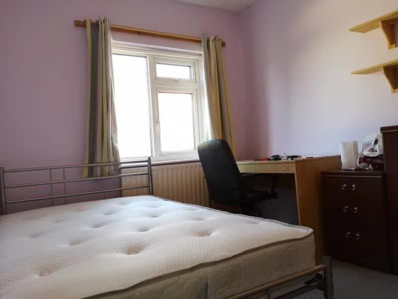 Room Albert Street in Charnwood