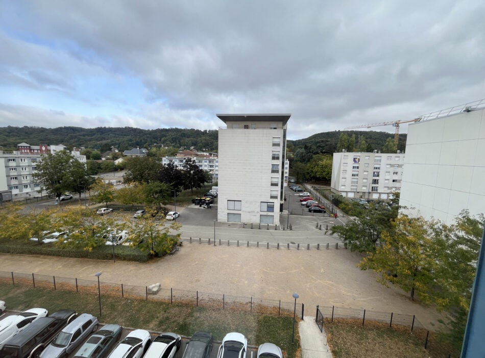 Appartement Avenue Maurice Cusin à Saint-Maurice-de-Beynost