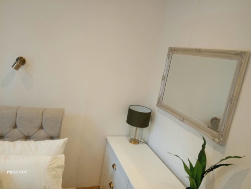 Room Grange Road in Greater London