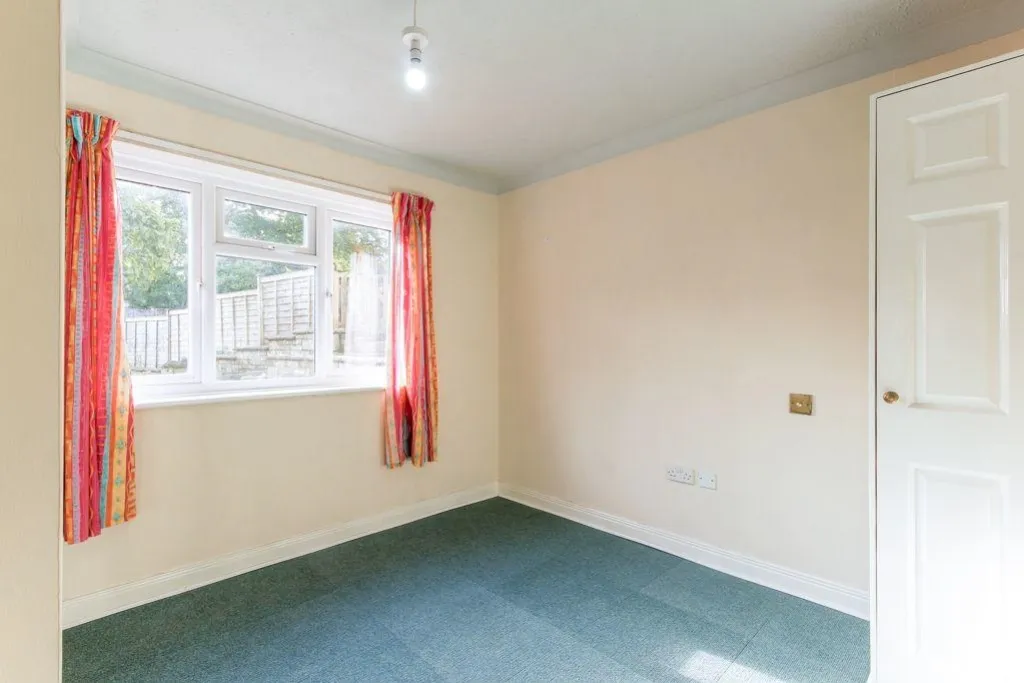 Flat York Place in Yeovil