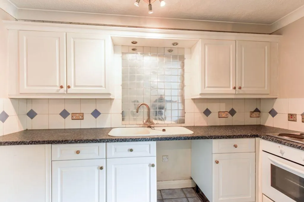 Flat York Place in Yeovil