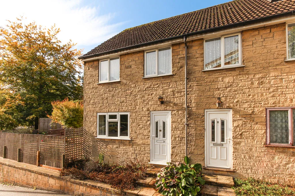 Flat York Place in Yeovil