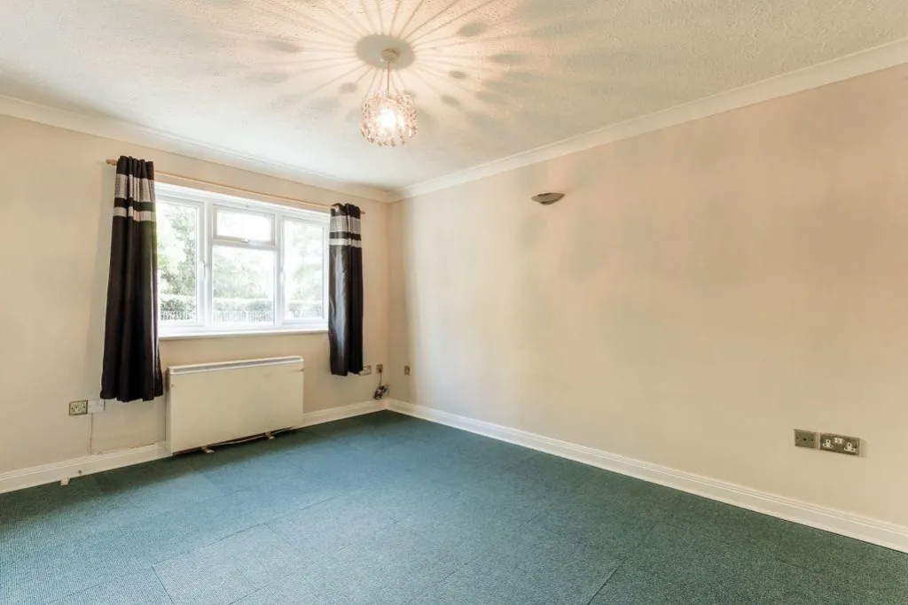 Flat York Place in Yeovil