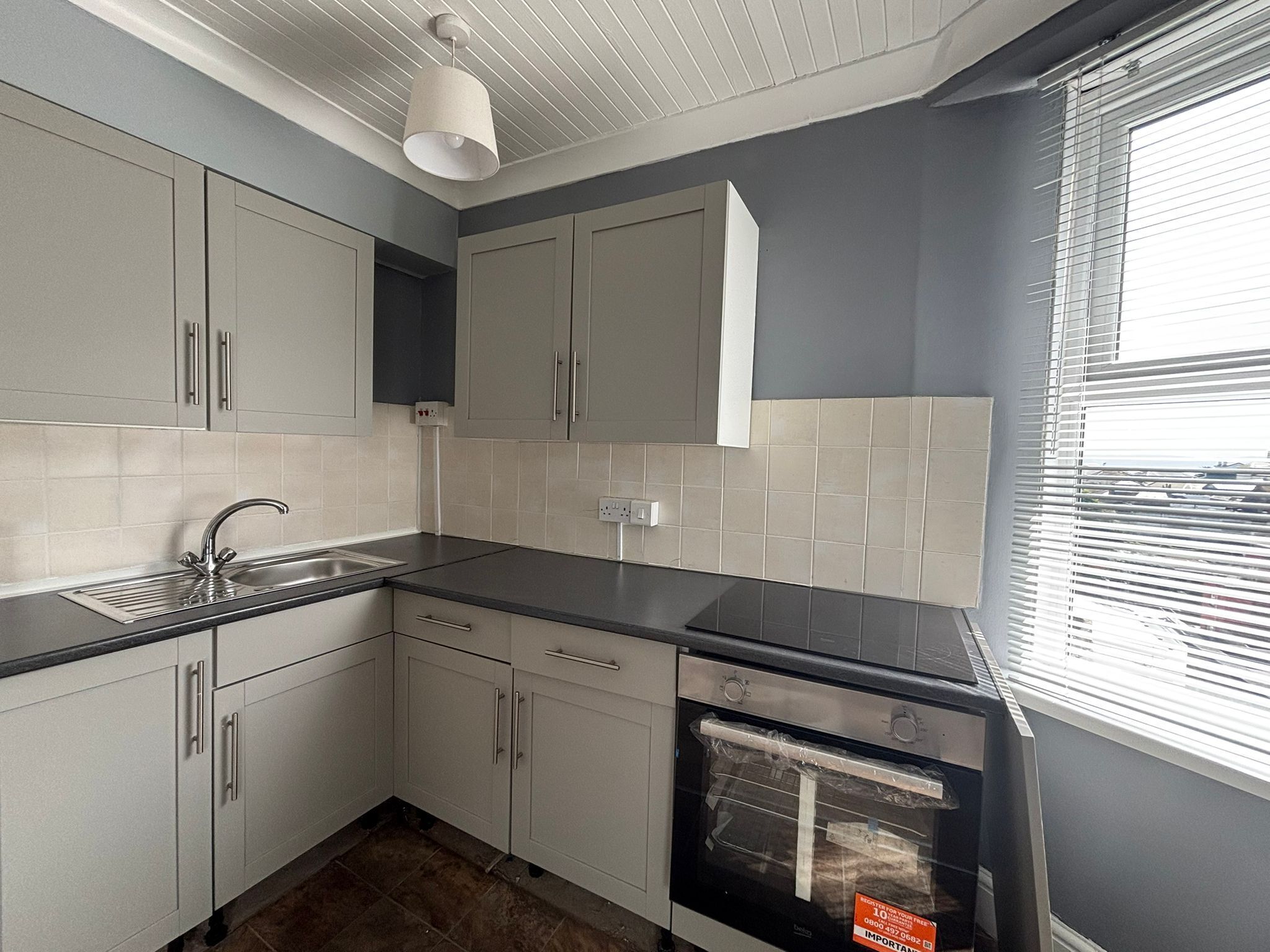 Flat Madrepore Road in Torquay