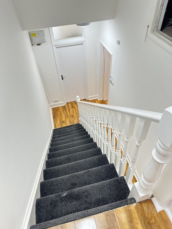 Flat Selsdon Road in Greater London