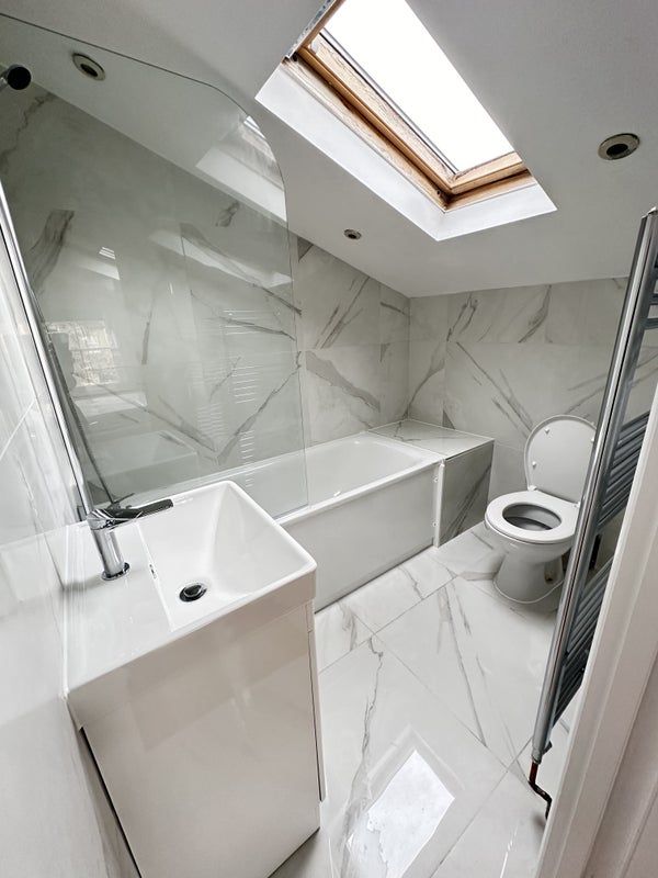 Flat Selsdon Road in Greater London