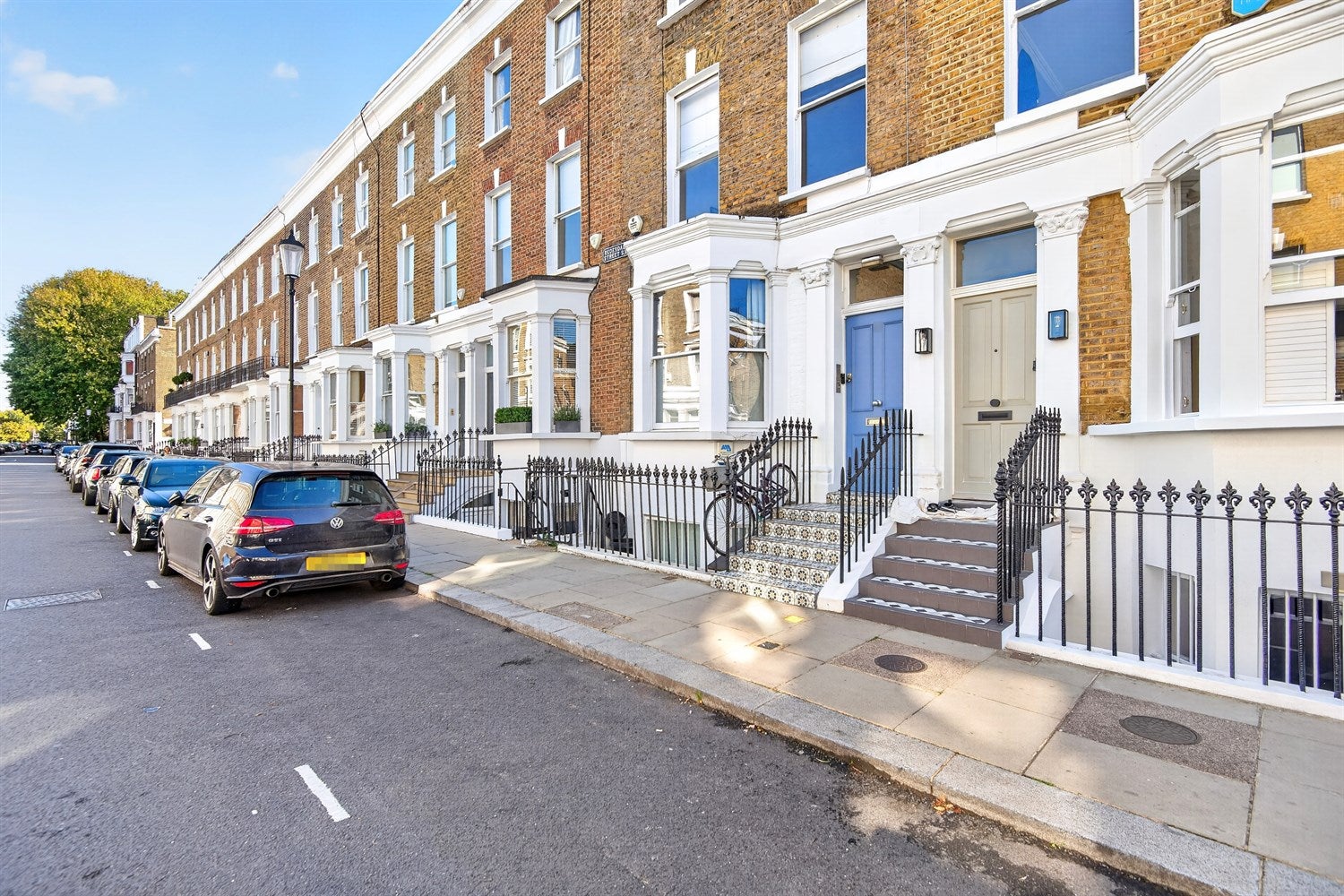 Flat Redesdale Street in Greater London