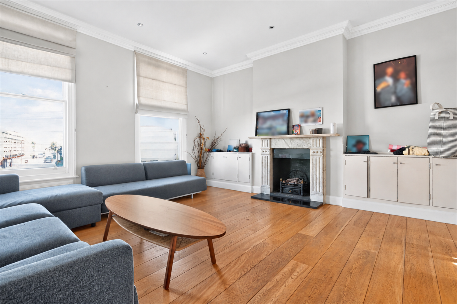 Flat Redesdale Street in Greater London