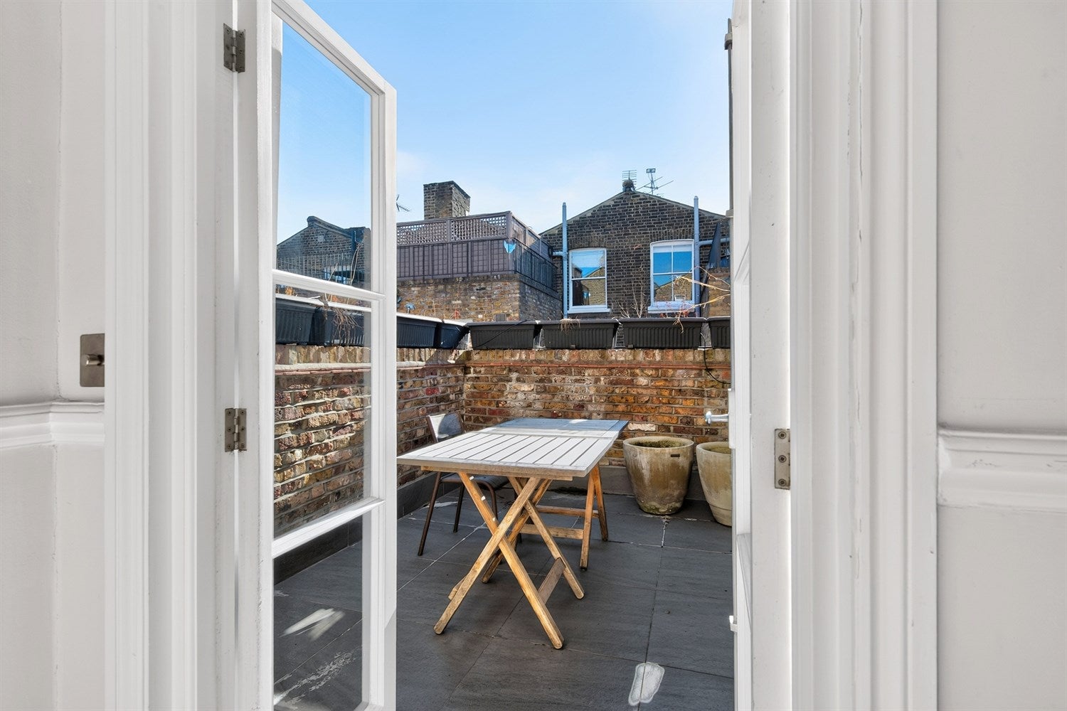 Flat Redesdale Street in Greater London