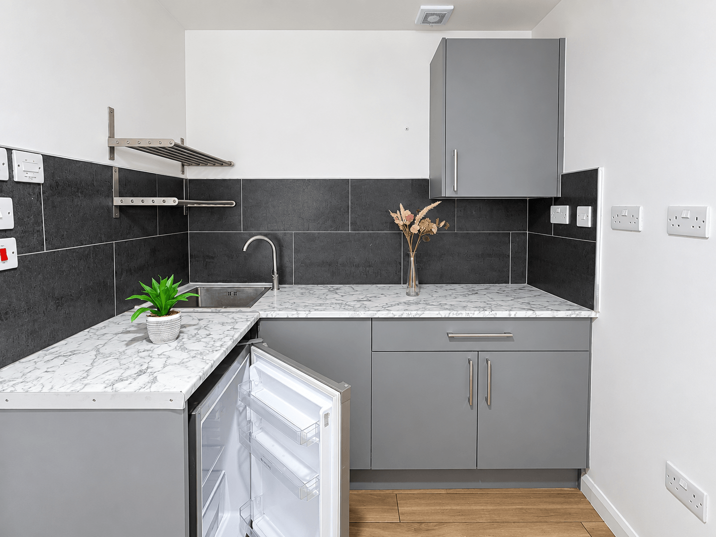 Room Stratford Road in London