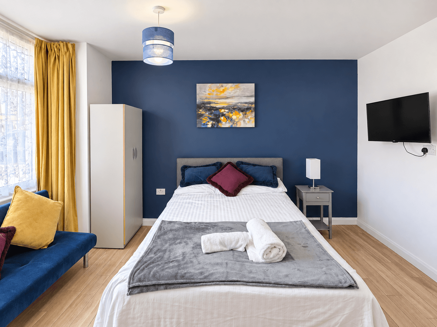 Room Stratford Road in London