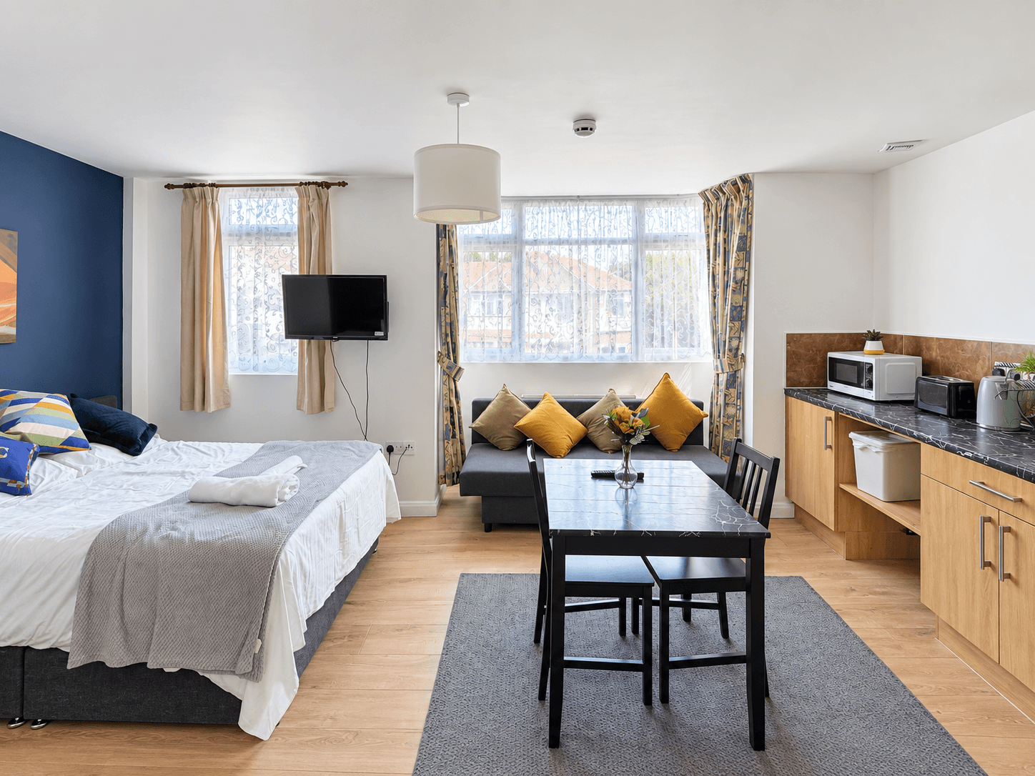 Room Stratford Road in London
