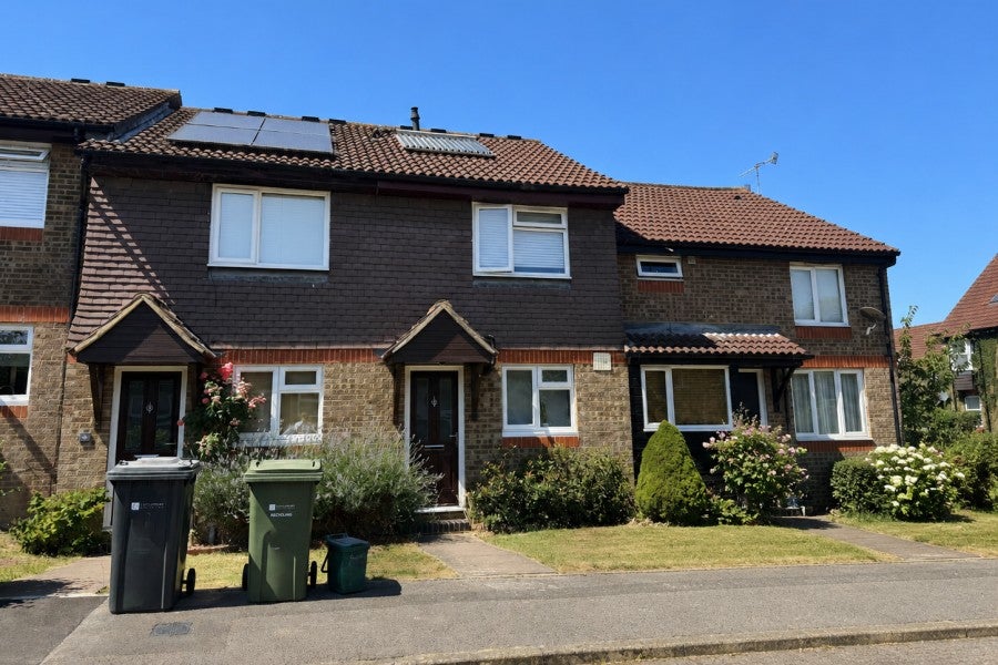 House Colburn Crescent in Guildford