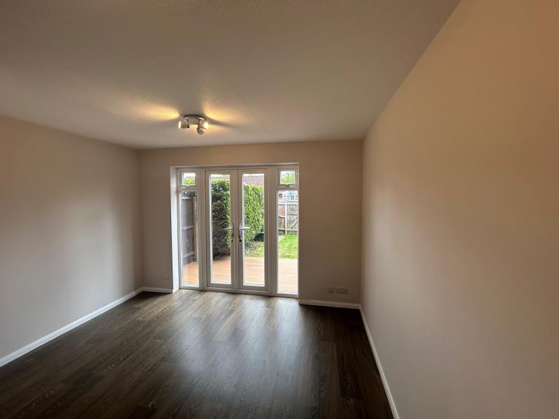House Colburn Crescent in Guildford