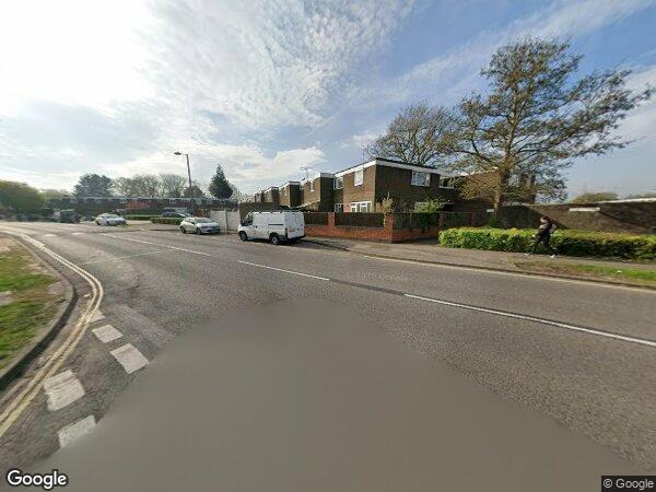 Room Chaucer Road in Rushmoor