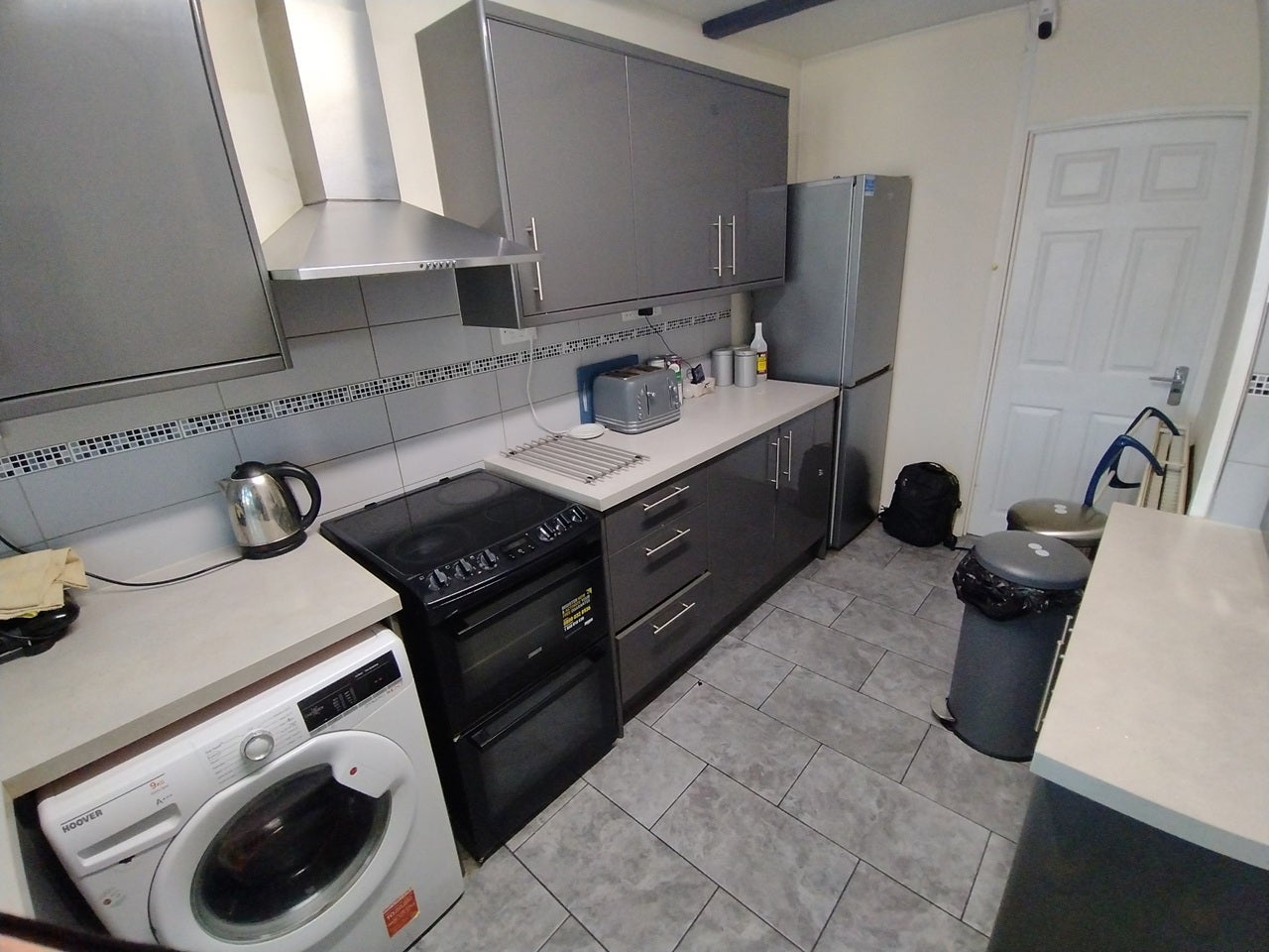 Room Chaucer Road in Rushmoor