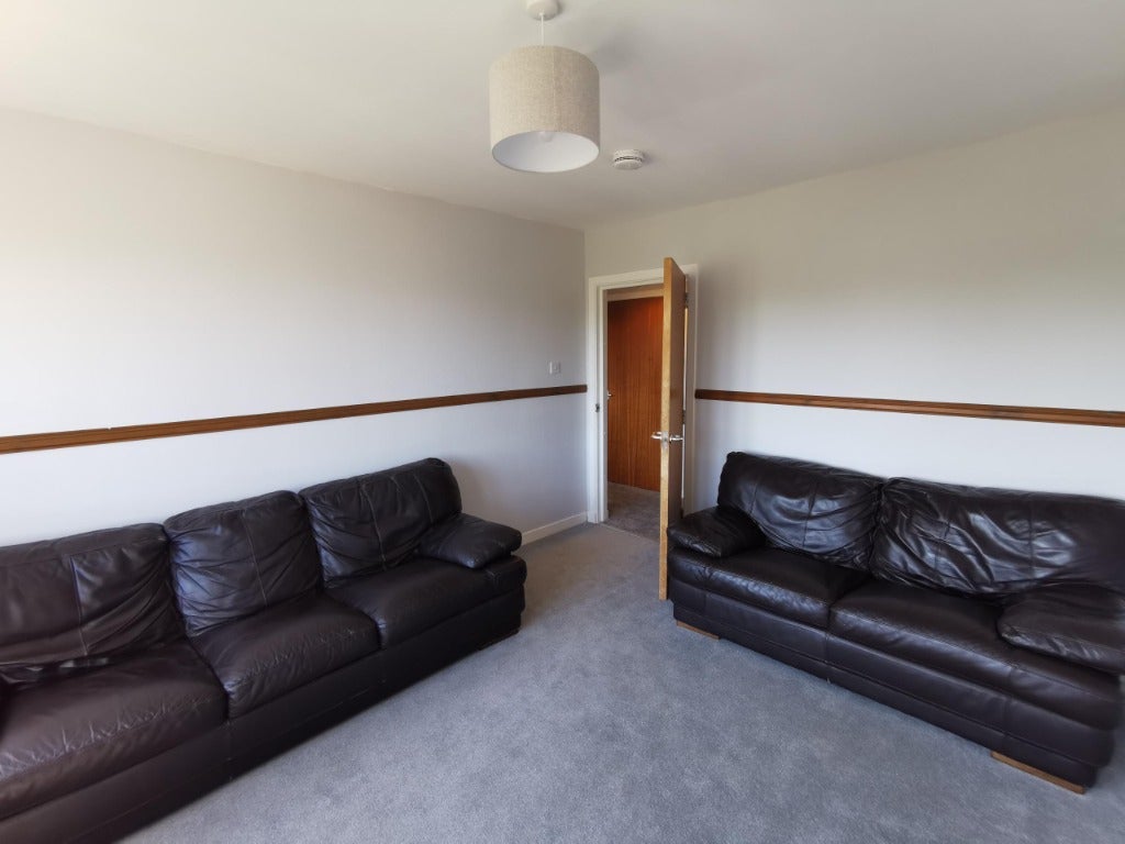 Flat Benvie Road in Dundee