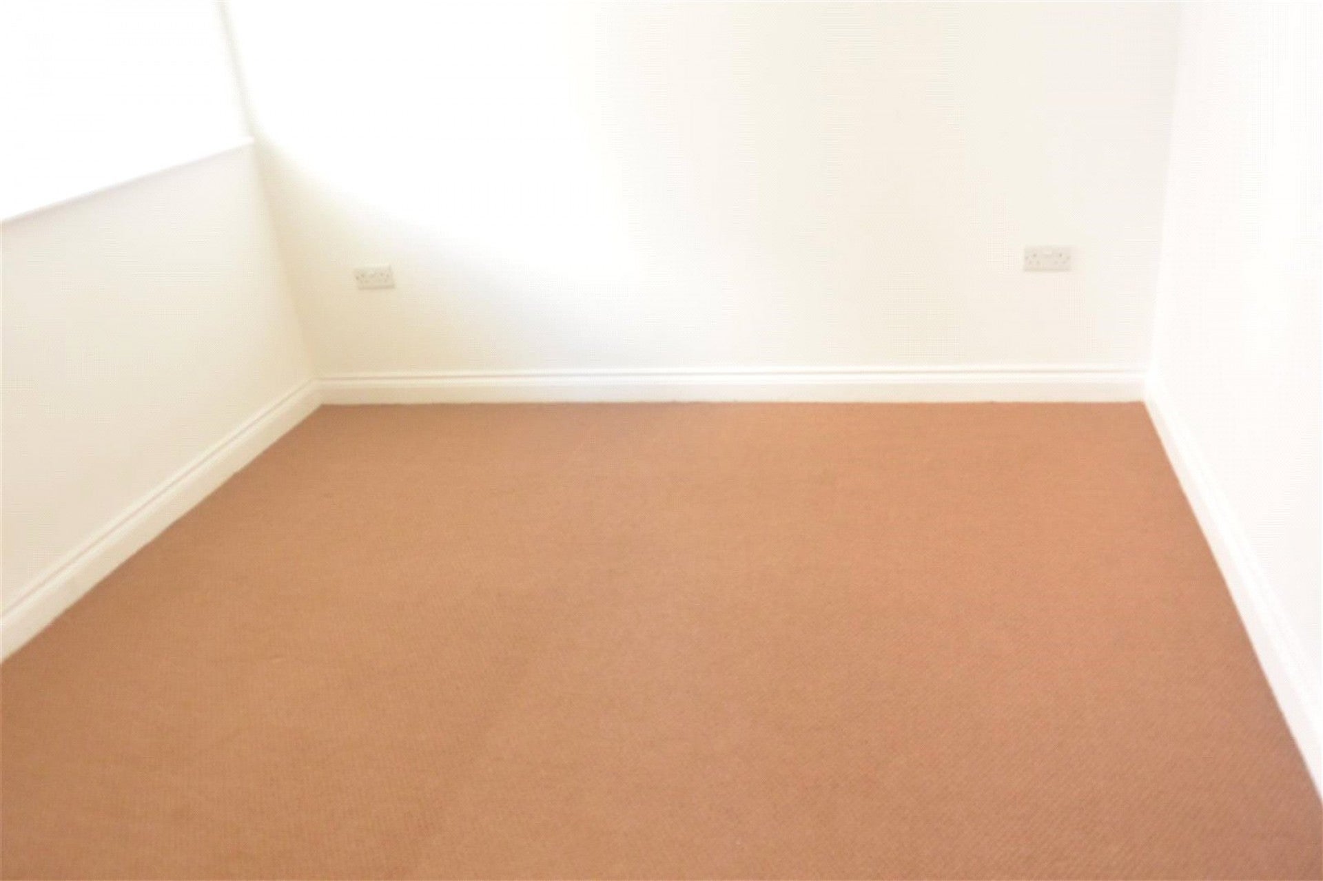 Flat Hendra Heights in St Dennis