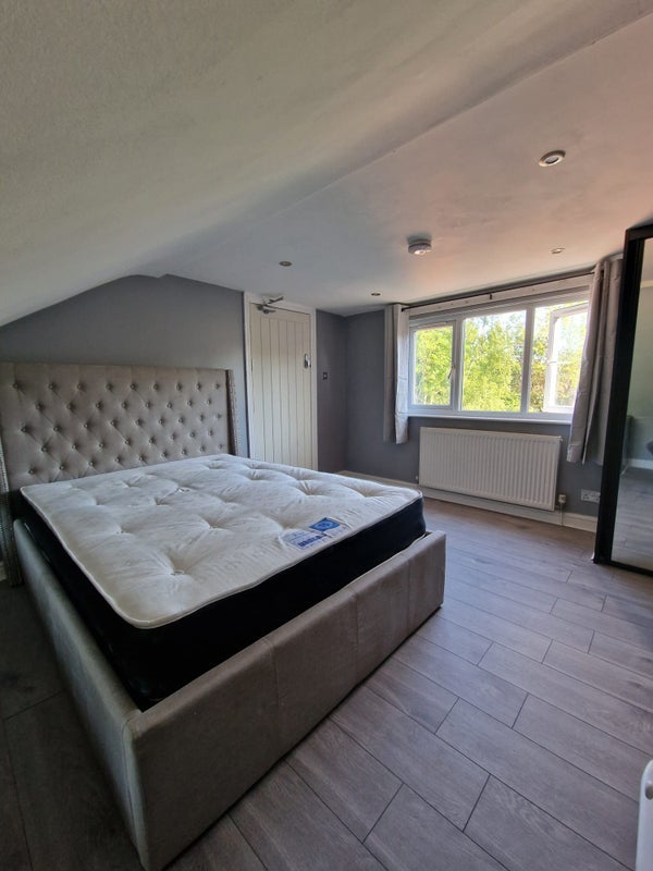 Room Highland Road in Birmingham