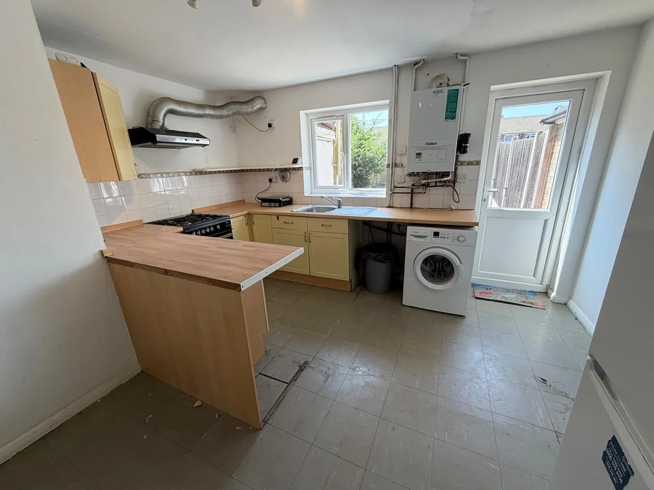House Aplin Way in Greater London