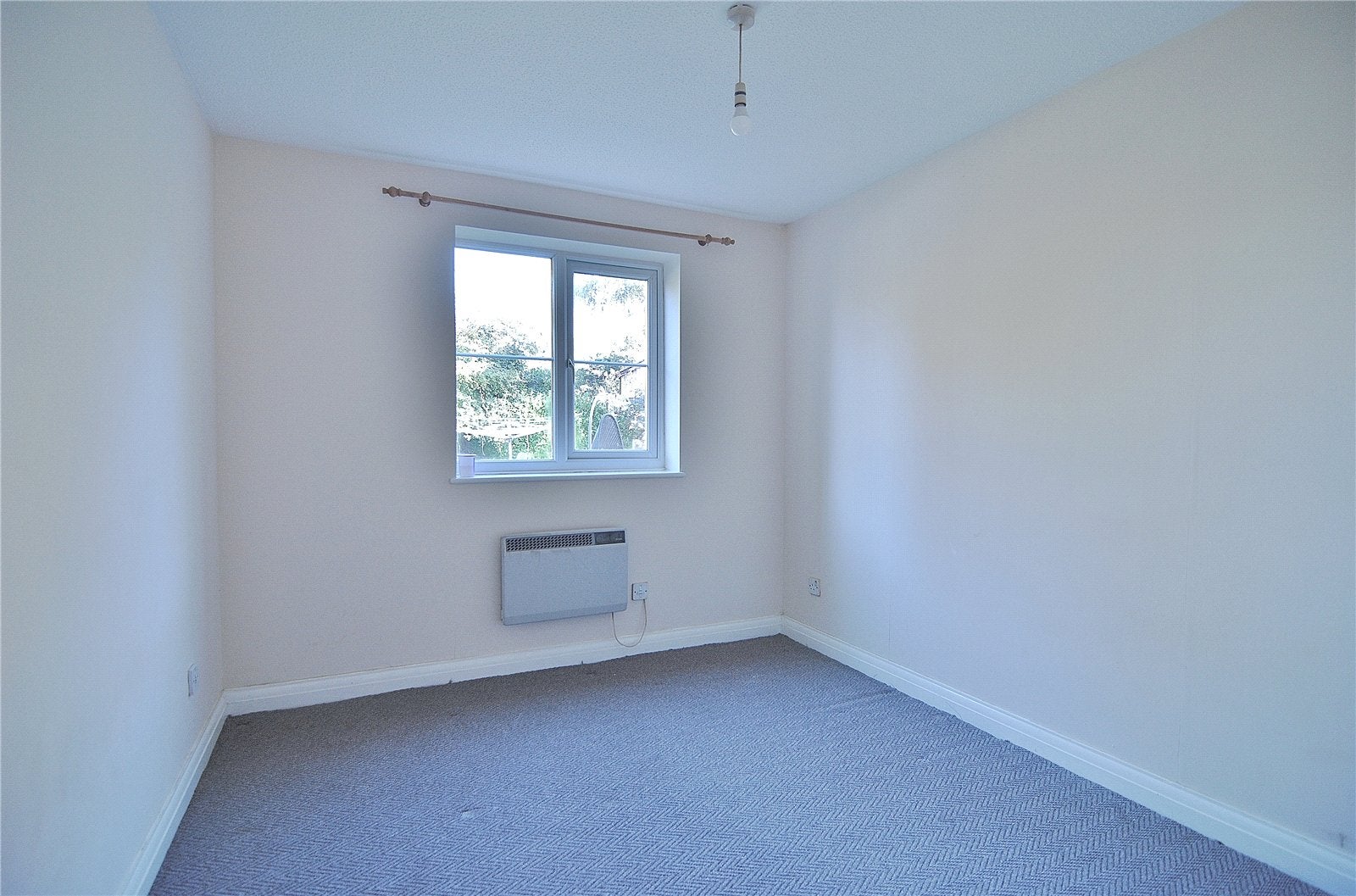 Flat Dudbridge Meadow in Stroud
