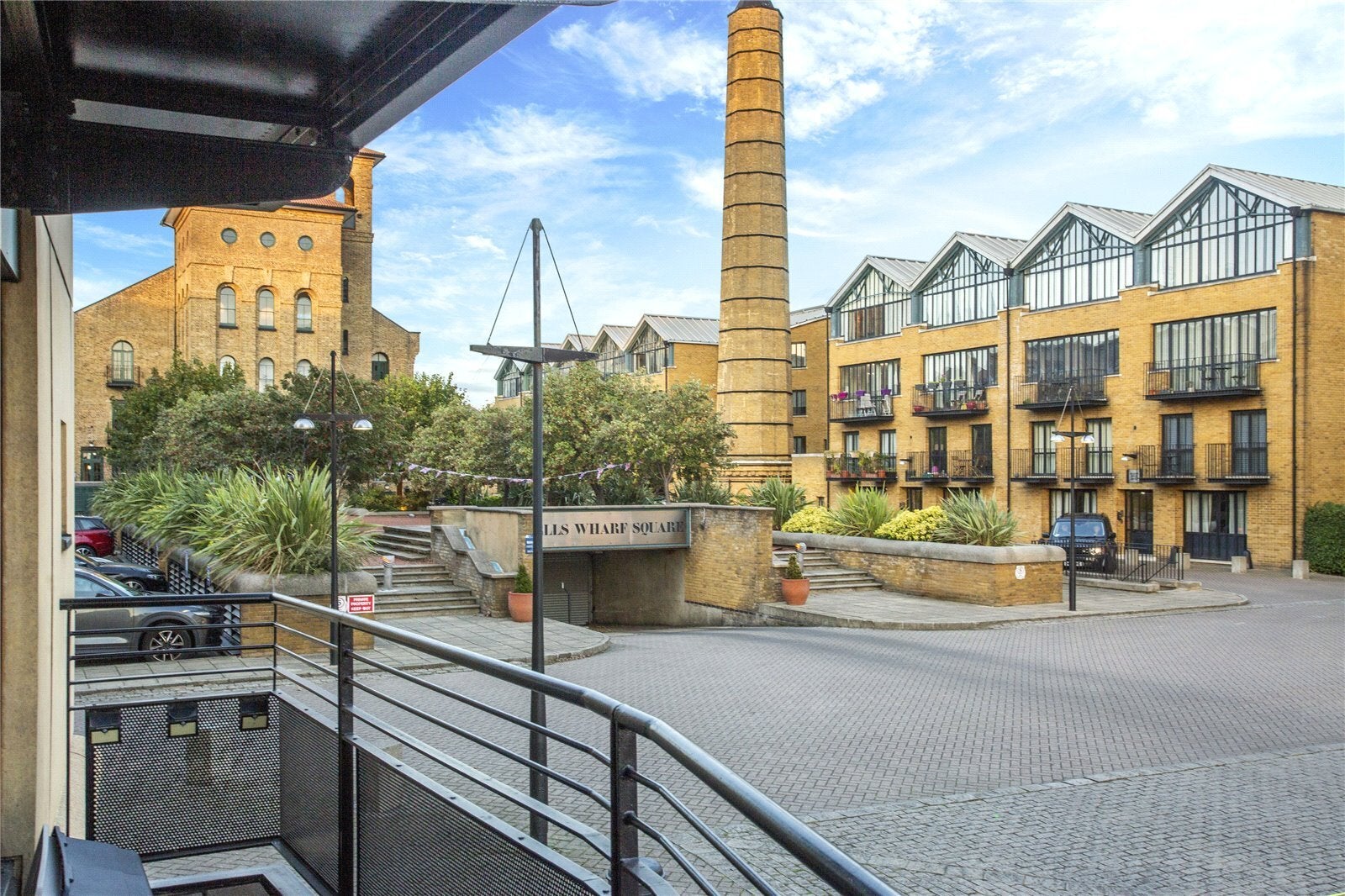 Flat Burrells Wharf Square in Greater London