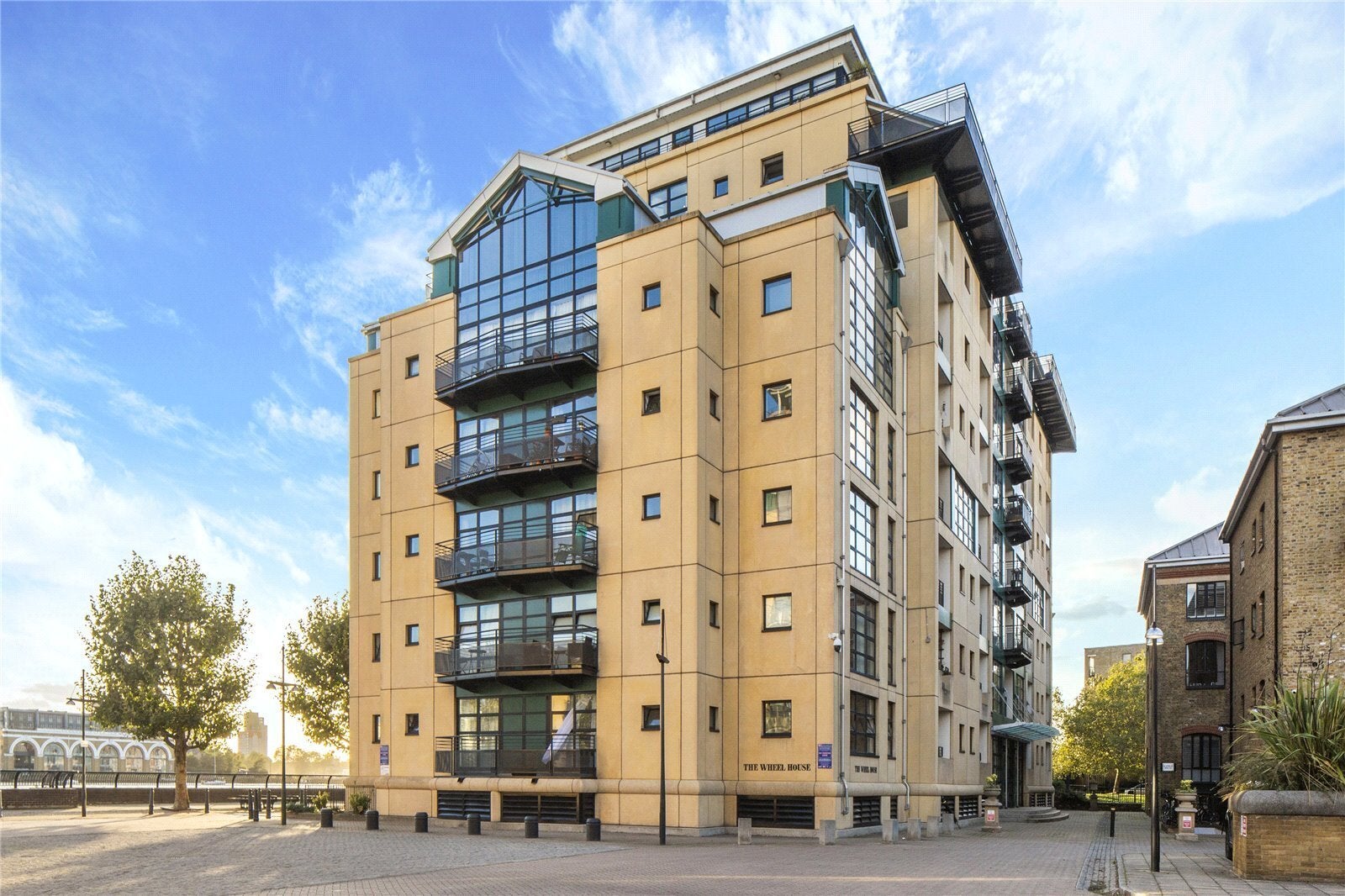 Flat Burrells Wharf Square in Greater London